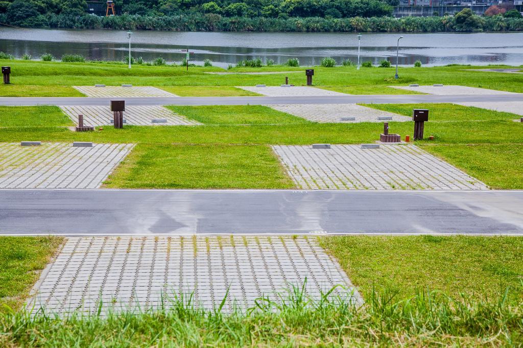 Taipei Hua Zhung Campsite ภายนอก รูปภาพ